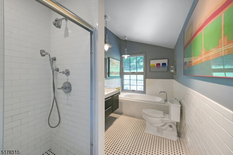 Llewellyn Park - Residential