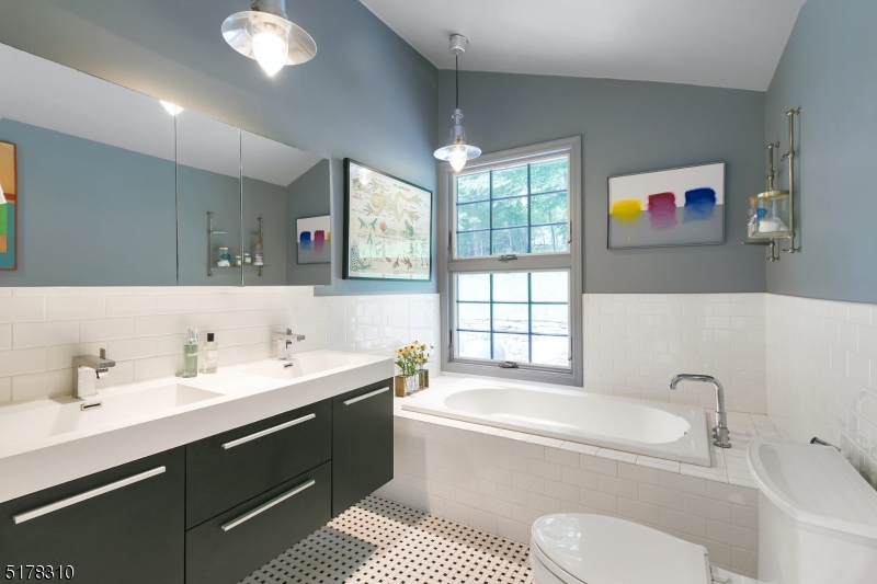 Llewellyn Park - Residential