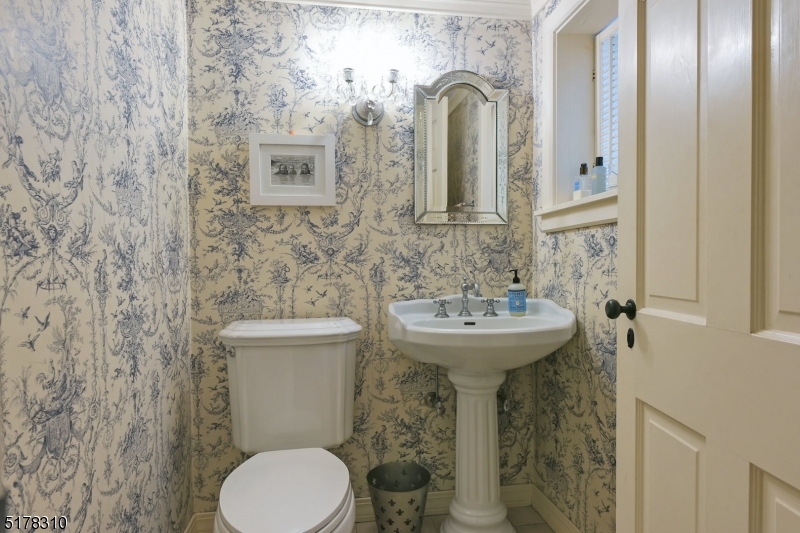 Llewellyn Park - Residential