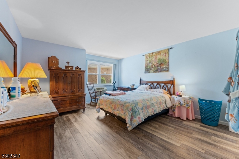 Alexandria at Hillsborough - Residential