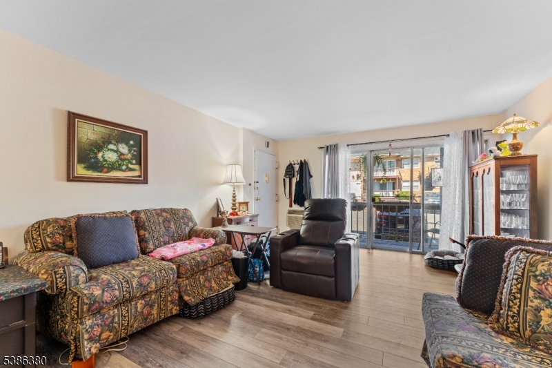 Alexandria at Hillsborough - Residential