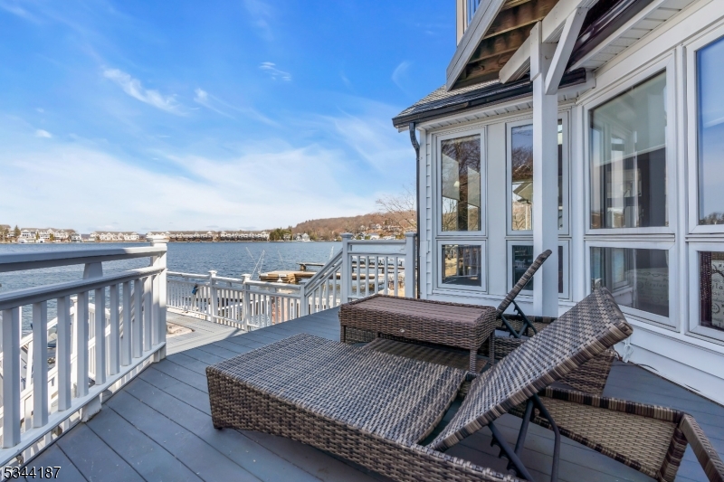 King Cove Lake Hopatcong - Residential