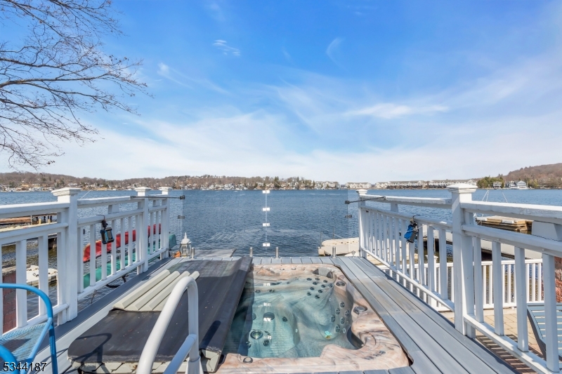 King Cove Lake Hopatcong - Residential