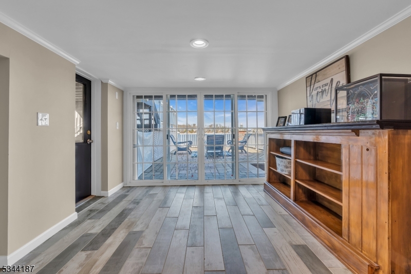 King Cove Lake Hopatcong - Residential