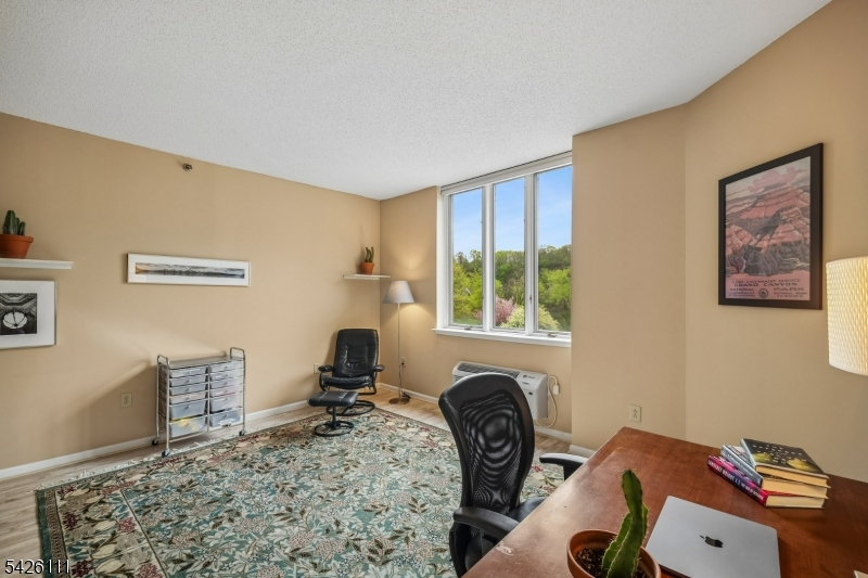 Crown View Manor - Residential