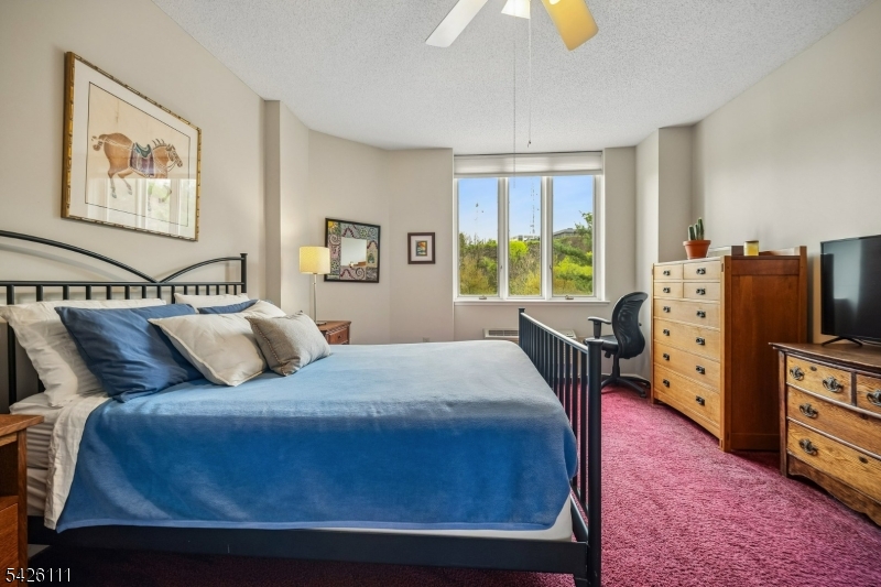 Crown View Manor - Residential