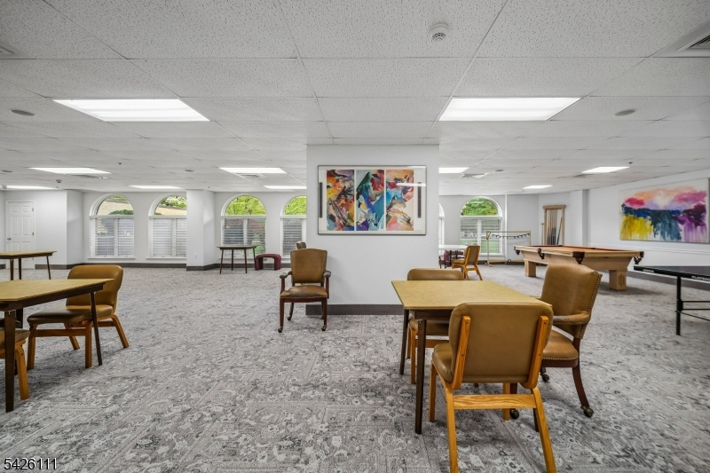 Crown View Manor - Residential