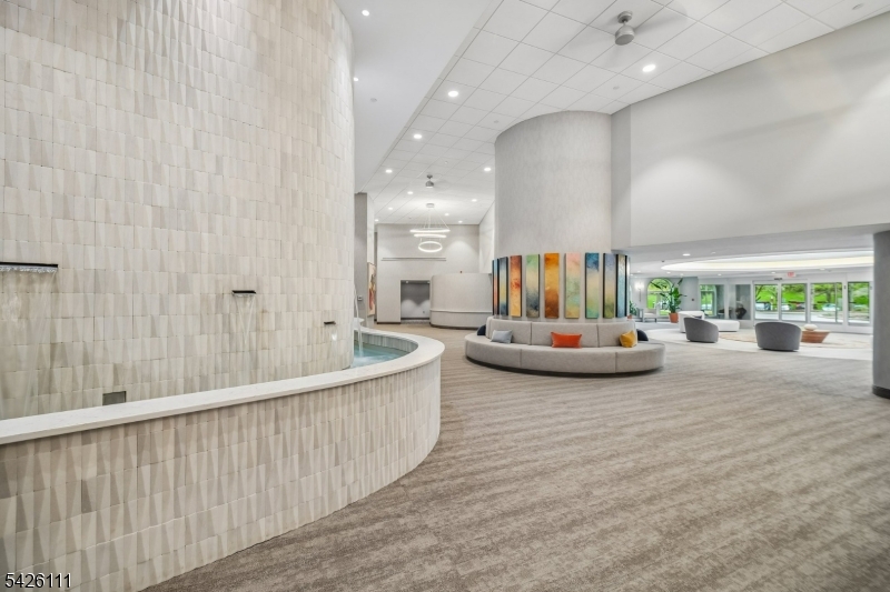 Crown View Manor - Residential