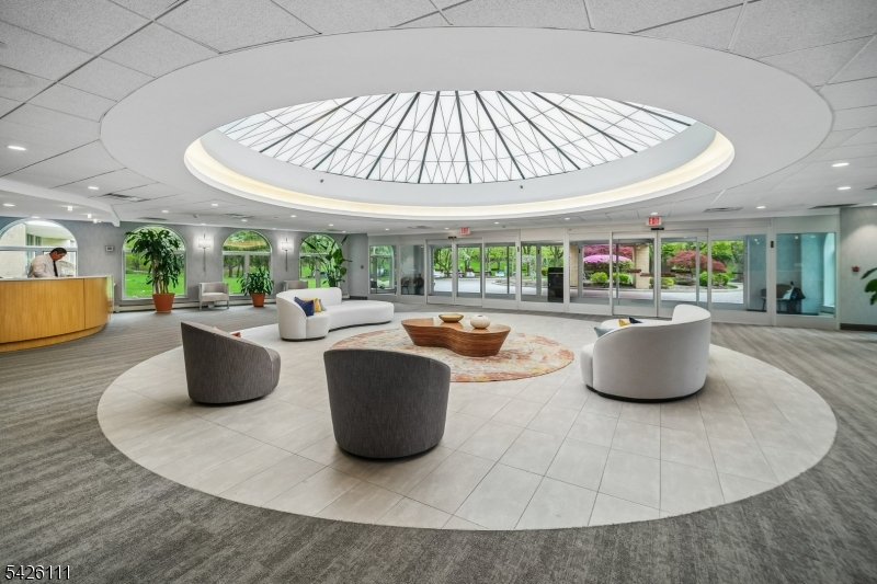 Crown View Manor - Residential