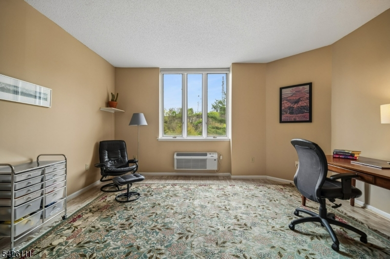 Crown View Manor - Residential