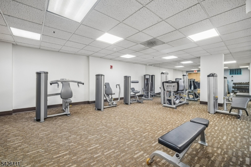 Crown View Manor - Residential