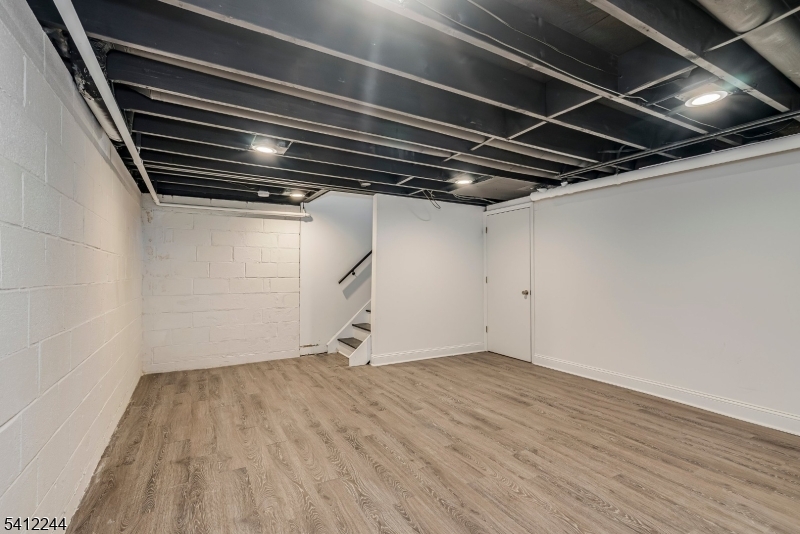 Warren Village - Residential