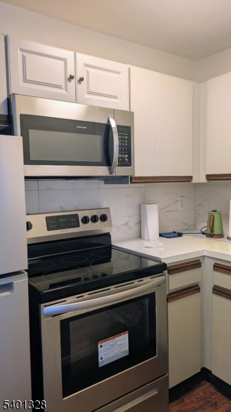 Bloomridge Condos - Residential Lease