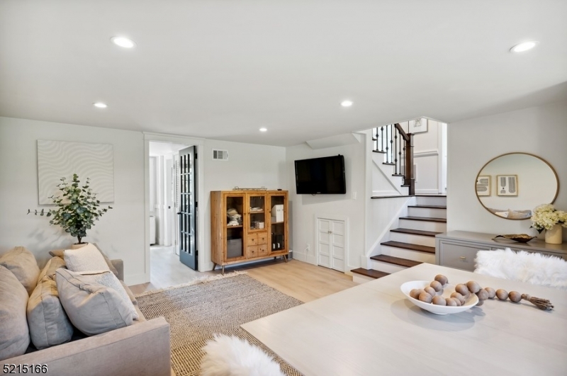 Cromwell Hills - Residential