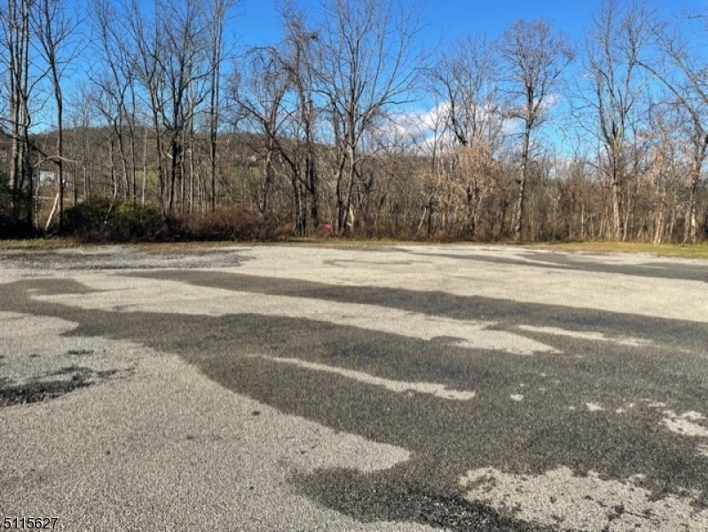 Photo 1 of 3 — 168 Rt15, Lafayette Twp., NJ 07848