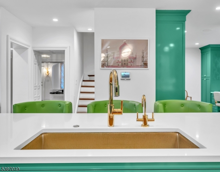 Forest Hill - Residential Lease