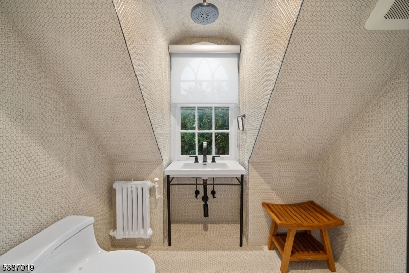 Forest Hill - Residential Lease