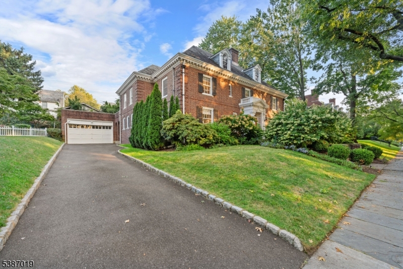 Forest Hill - Residential Lease