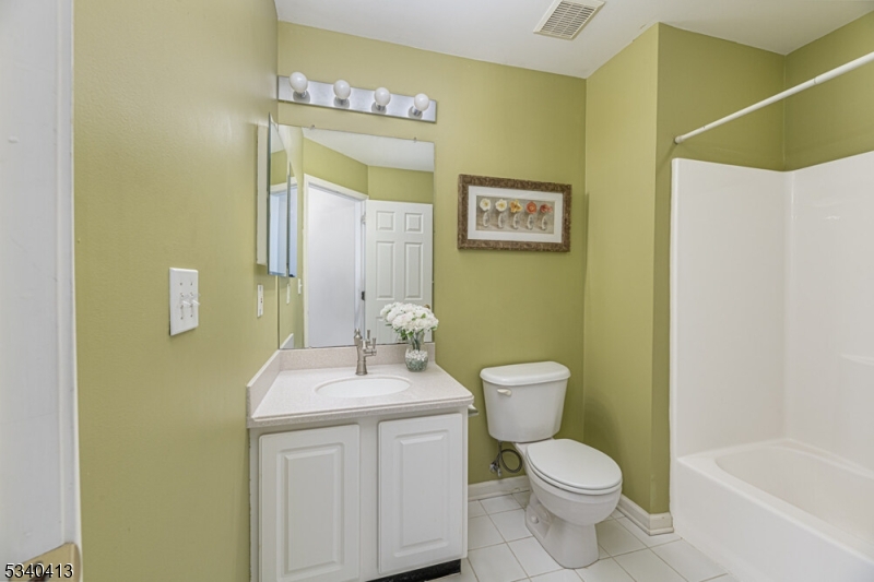 Boulder Ridge - Residential Lease