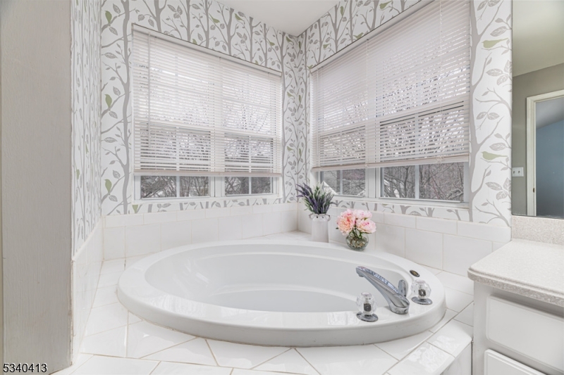 Boulder Ridge - Residential Lease