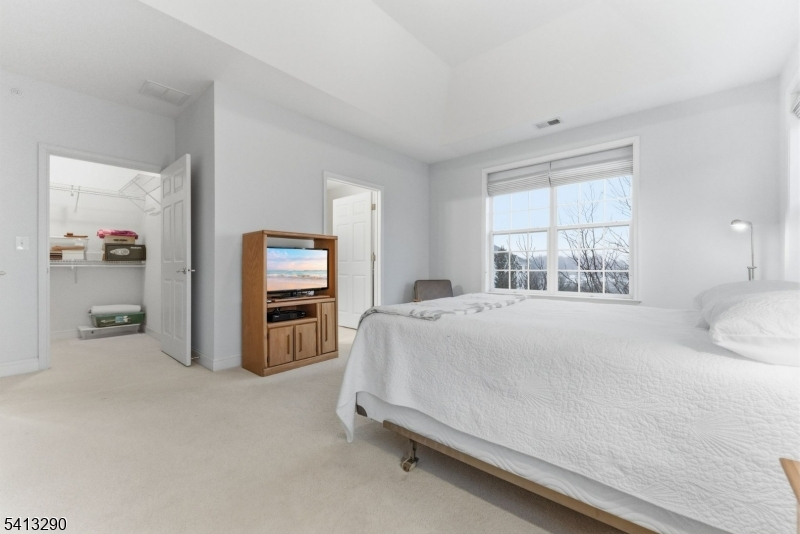 Four Seasons At Great Notch - Residential