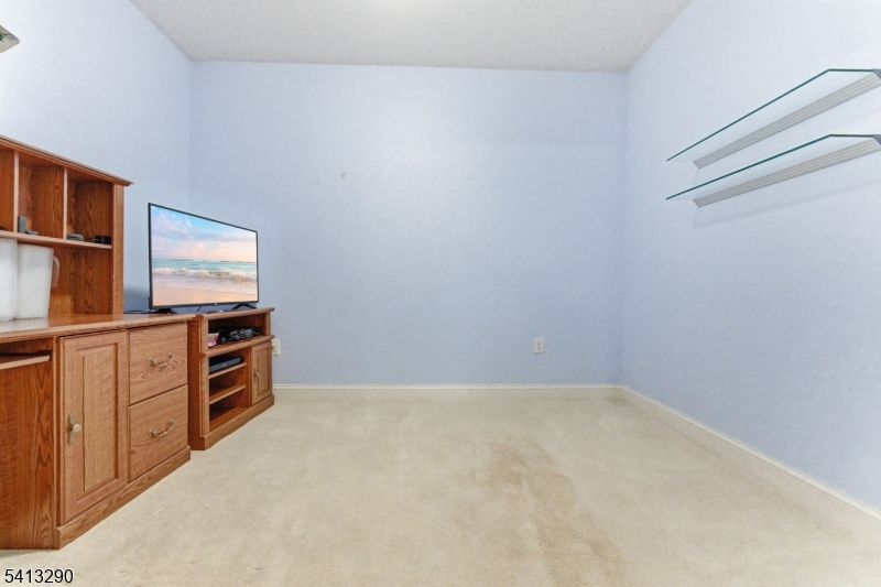 Four Seasons At Great Notch - Residential