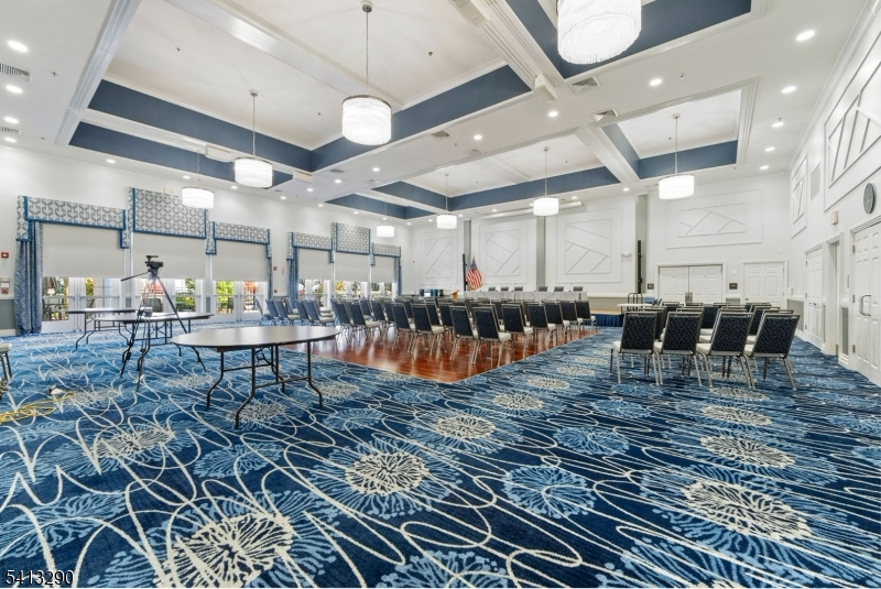 Four Seasons At Great Notch - Residential