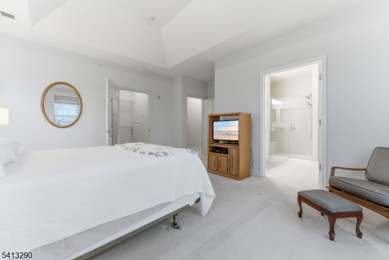 Four Seasons At Great Notch - Residential