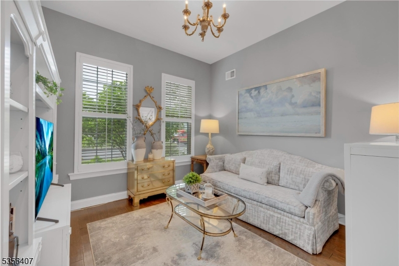 Regency at Flanders - Residential