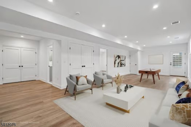 Collins - Residential