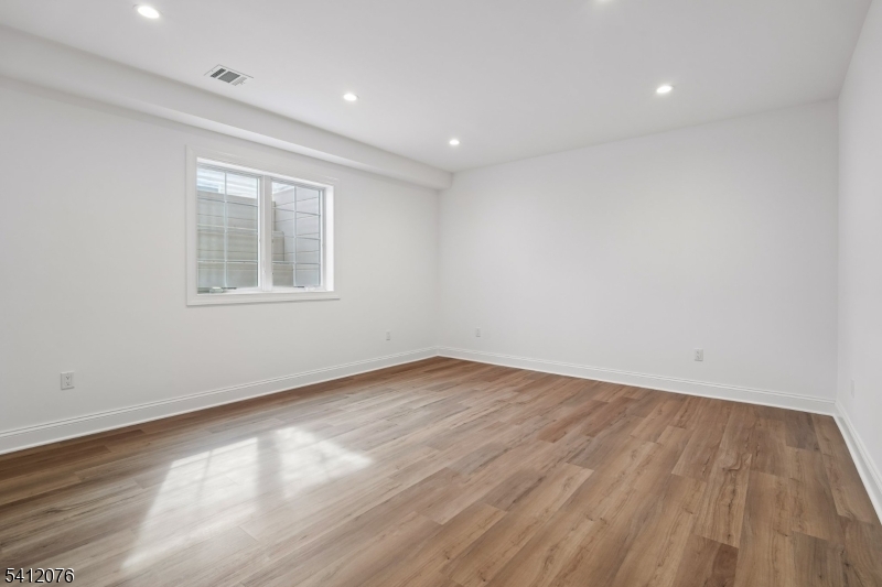 Collins - Residential