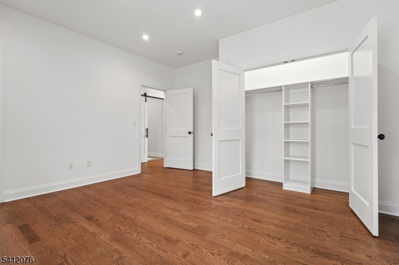 Collins - Residential