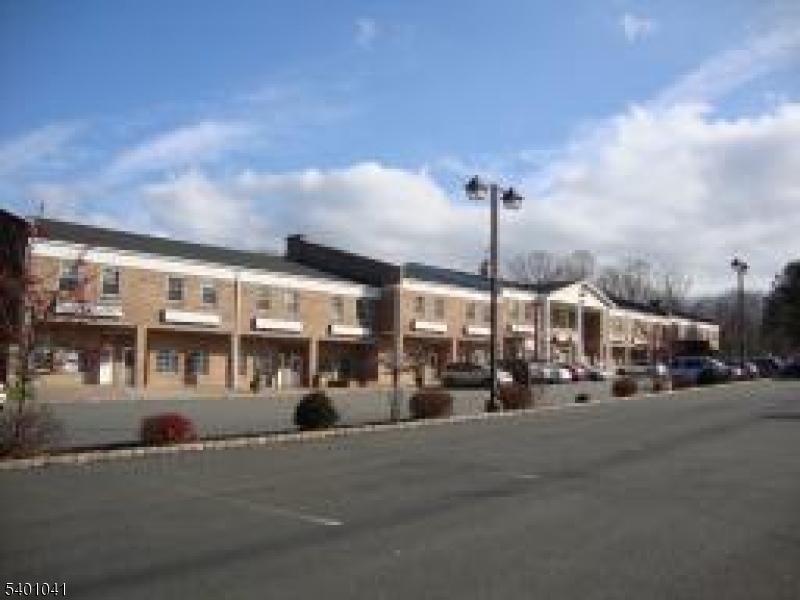 Sparta Plaza - Commercial Lease