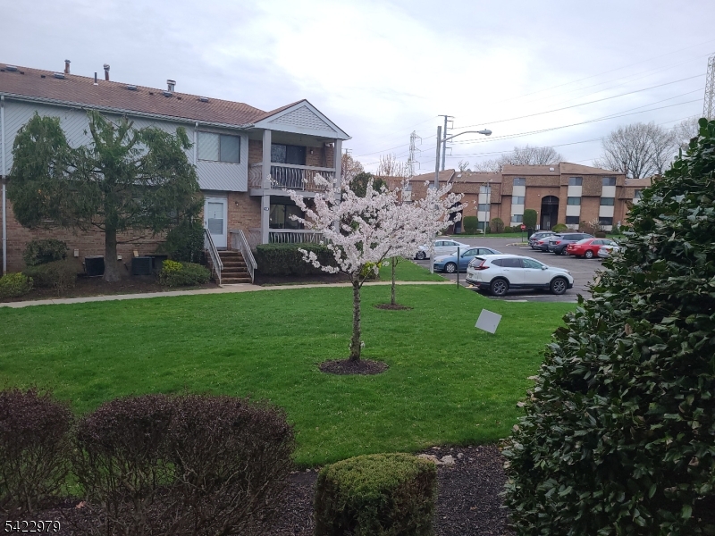 Edison Glen - Residential