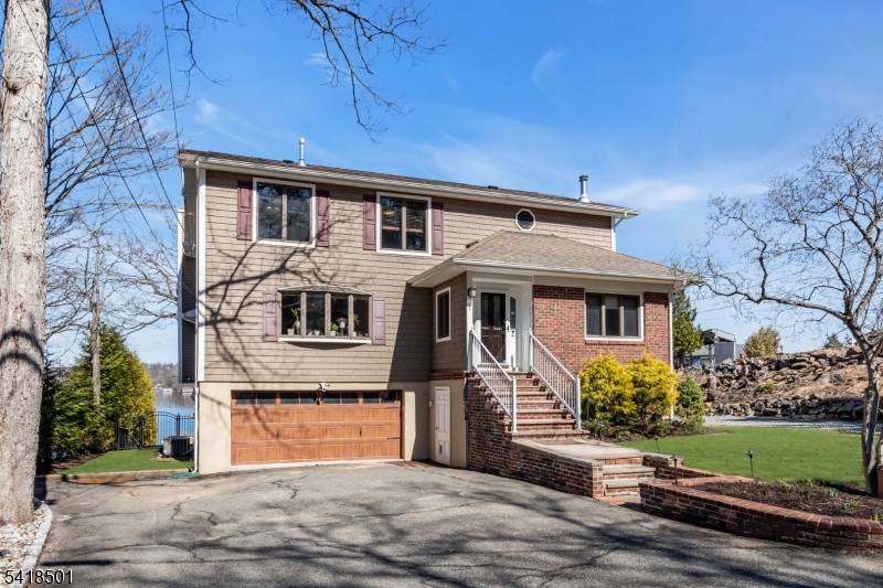 WILDWOOD SHORES - Residential