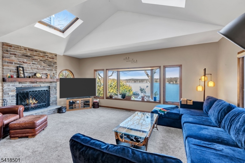 WILDWOOD SHORES - Residential