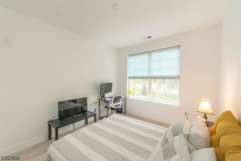 Collection at Morris Plains - Residential