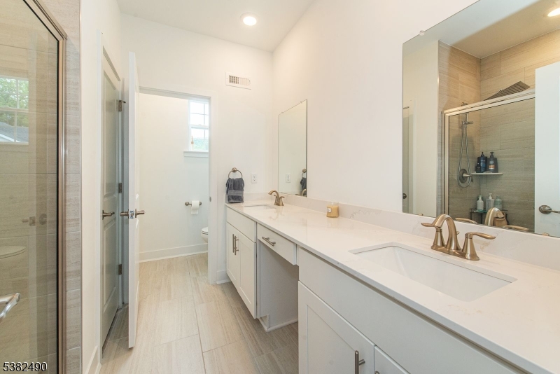 Collection at Morris Plains - Residential