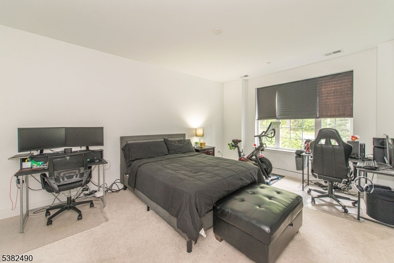 Collection at Morris Plains - Residential