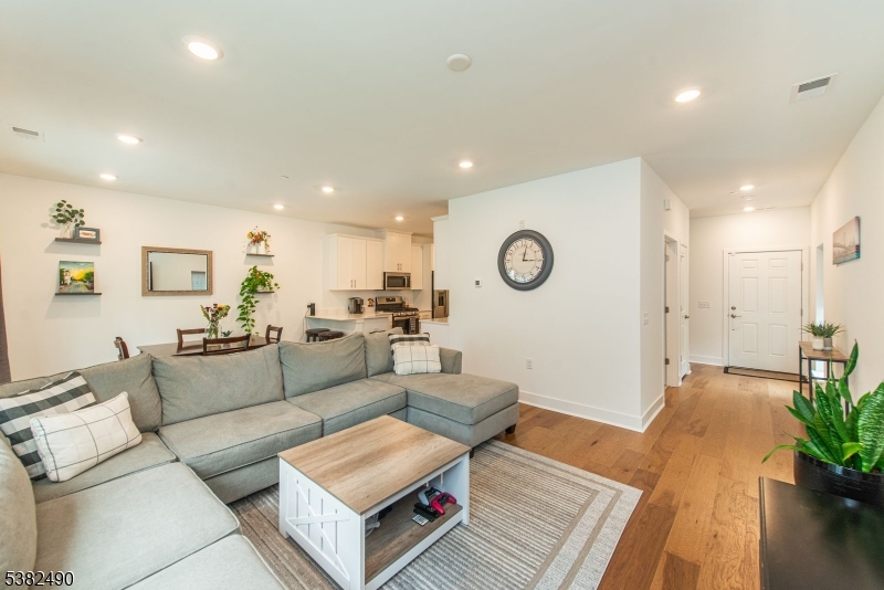 Collection at Morris Plains - Residential