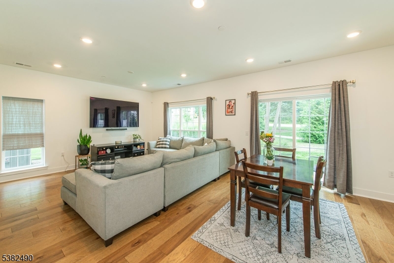 Collection at Morris Plains - Residential