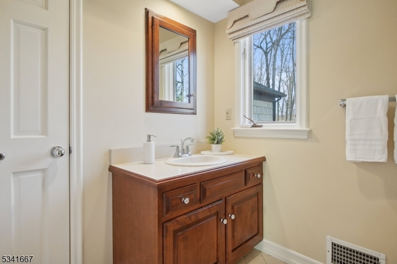 New Vernon - Residential