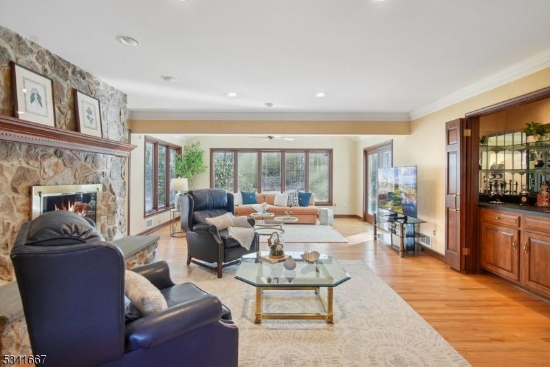 New Vernon - Residential