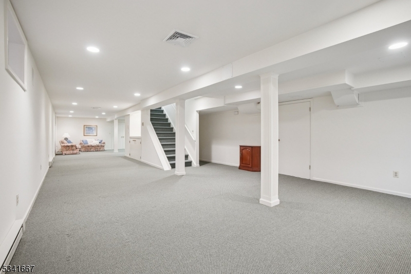 New Vernon - Residential