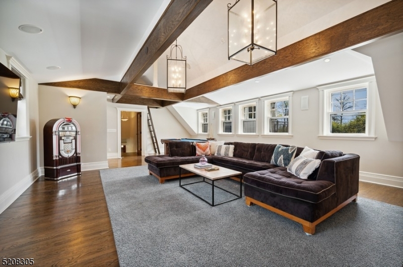 Upper Montclair - Residential