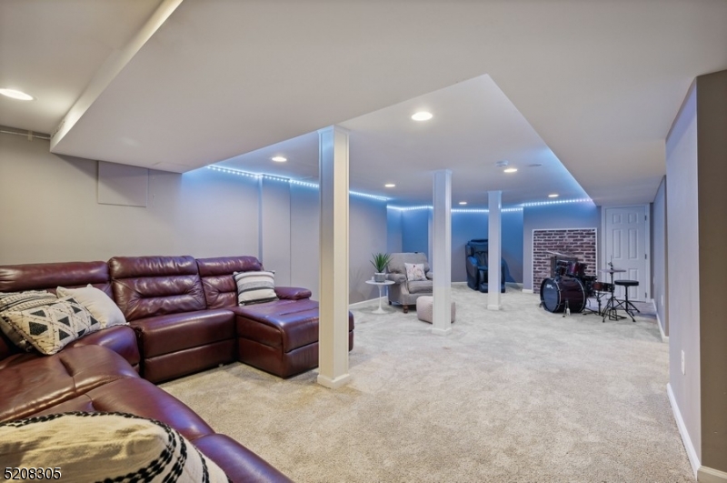 Upper Montclair - Residential