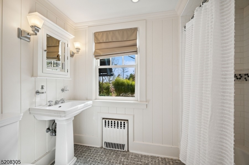 Upper Montclair - Residential