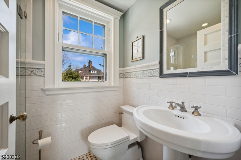 Upper Montclair - Residential