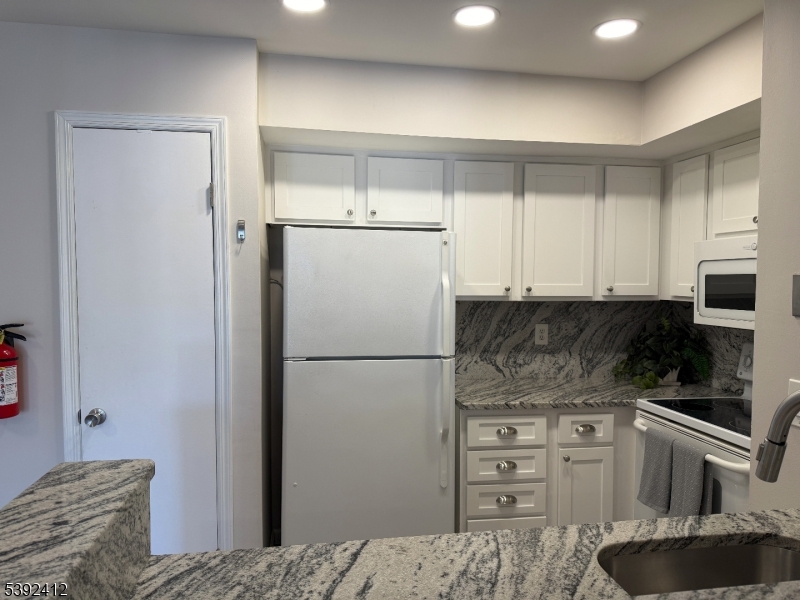 Mayfield - Residential Lease