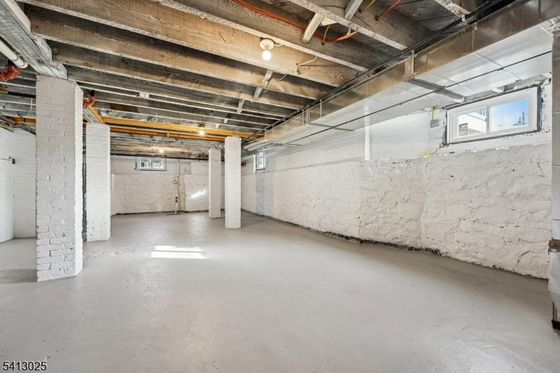 Northside - Commercial Lease